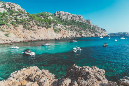 Helicopter Charter and Tour in Mallorca, Spain